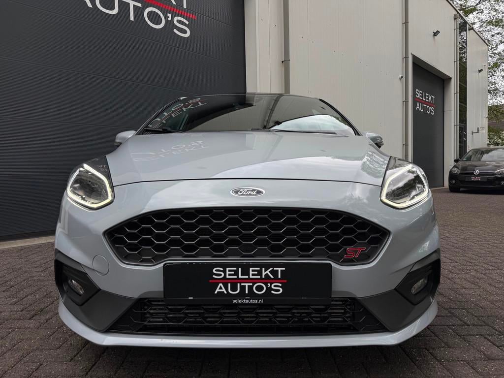 Ford Fiesta 1.5 EcoBoost ST-3 Performance 200 Pk Pano/Launch, Voorwielaandrijving, Stof, Gebruikt, Zwart