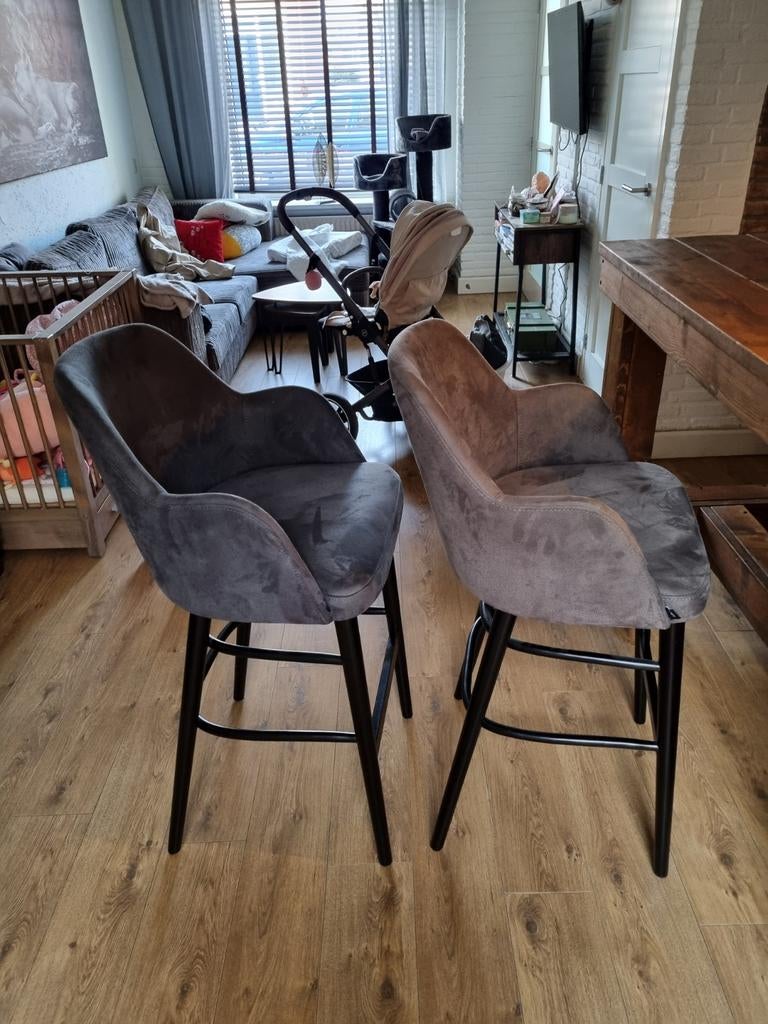 Eettafel bar tafel met 4 barkrukken, Ophalen of Verzenden, Zo goed als nieuw