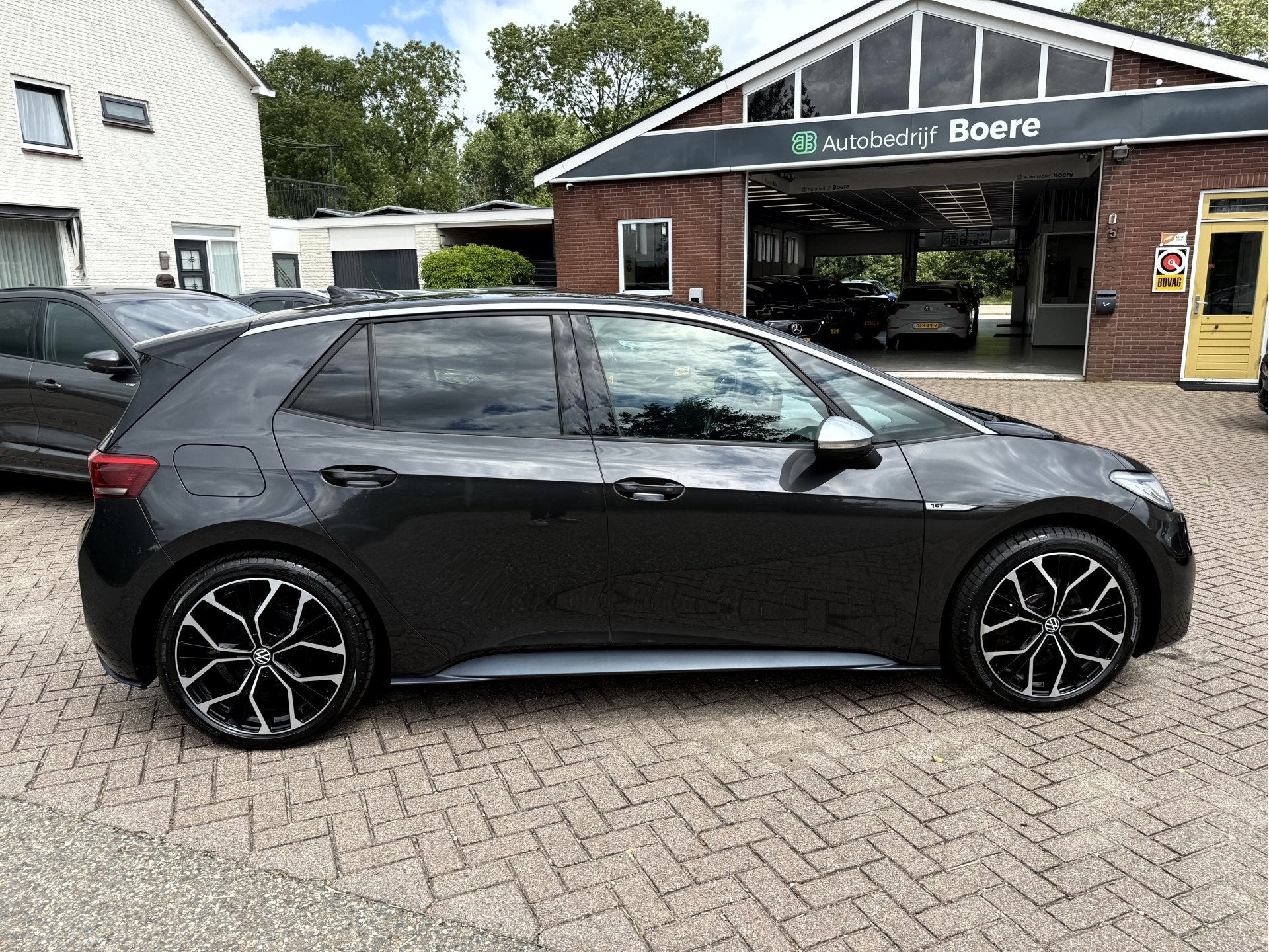 Volkswagen ID.3 First Max 58 kWh SOH 94.9%, Vol Opties!, Auto's, Volkswagen, Gebruikt, Zwart, ID.3, Zilver of Grijs