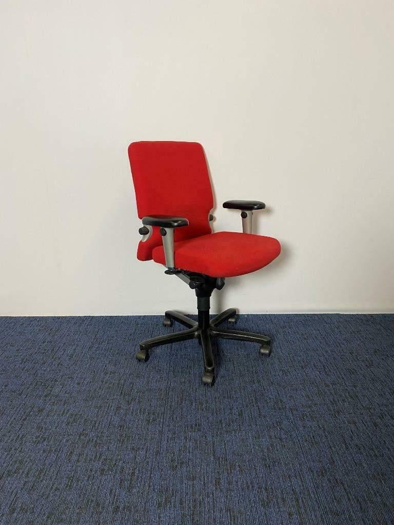 1 x Bureaustoel Comforto 77, rode stof, zwart voetkruis, Ophalen, Gebruikt, Bureaustoel, Rood