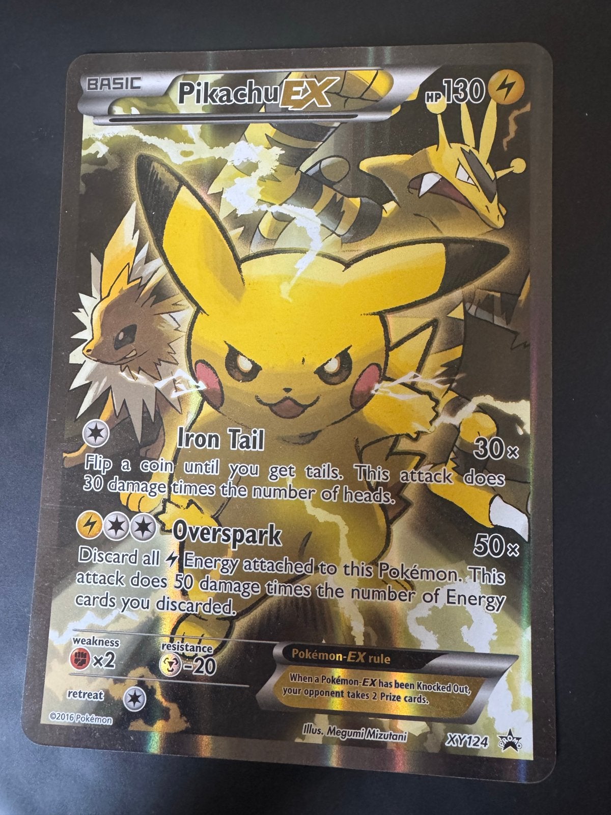 Pikachu (Jumbo) EX XY124 Holo Pokémon Kaart, Ophalen of Verzenden, Zo goed als nieuw, Losse kaart