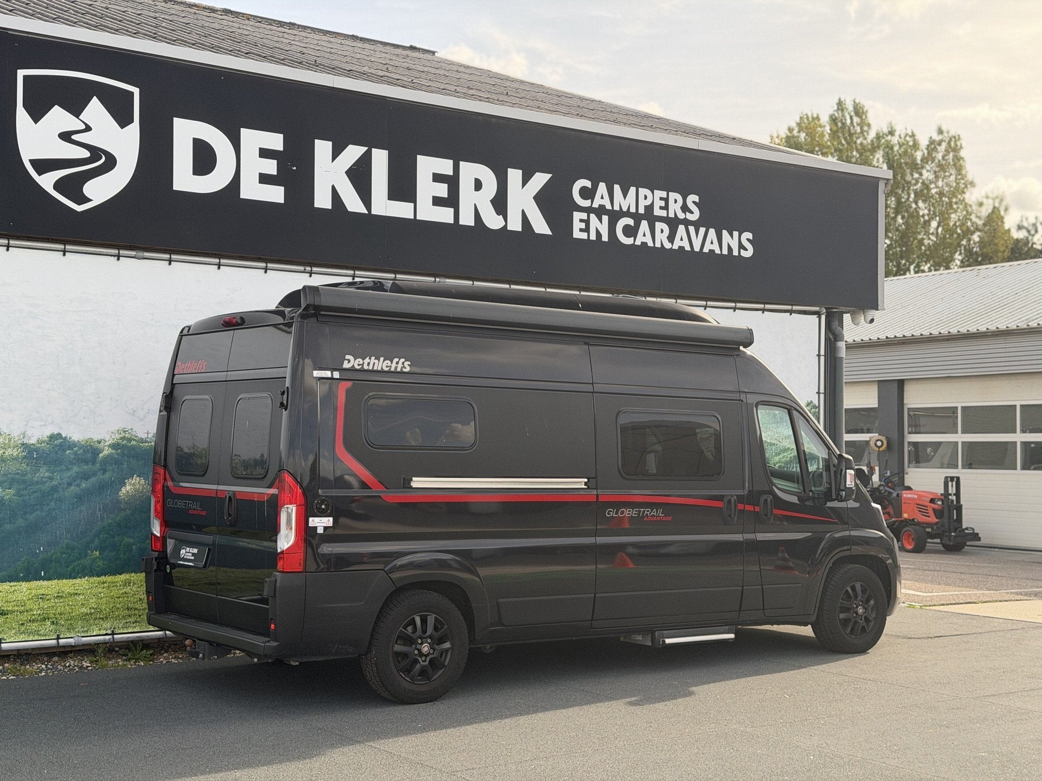 Dethleffs Globetrail Advantage 600 DS (bj 2024), Buscamper of Camperbus, Bedrijf, Info@deklerkcaravans.nl, Dethleffs