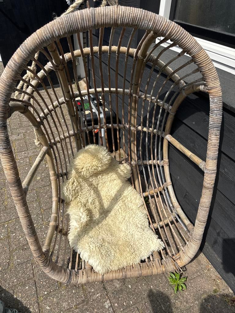 Rotan hangstoel, Huis en Inrichting, Stoelen, Ophalen, Gebruikt, Bruin, Riet of Rotan