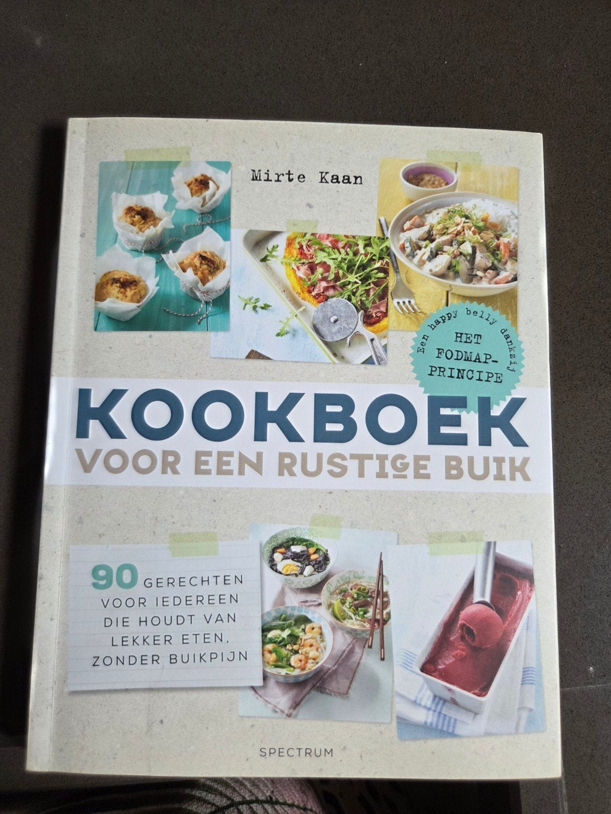 Mirte Kaan - Kookboek voor een rustige buik+boodschappenboek, Boeken, Ophalen of Verzenden, Zo goed als nieuw, Mirte Kaan