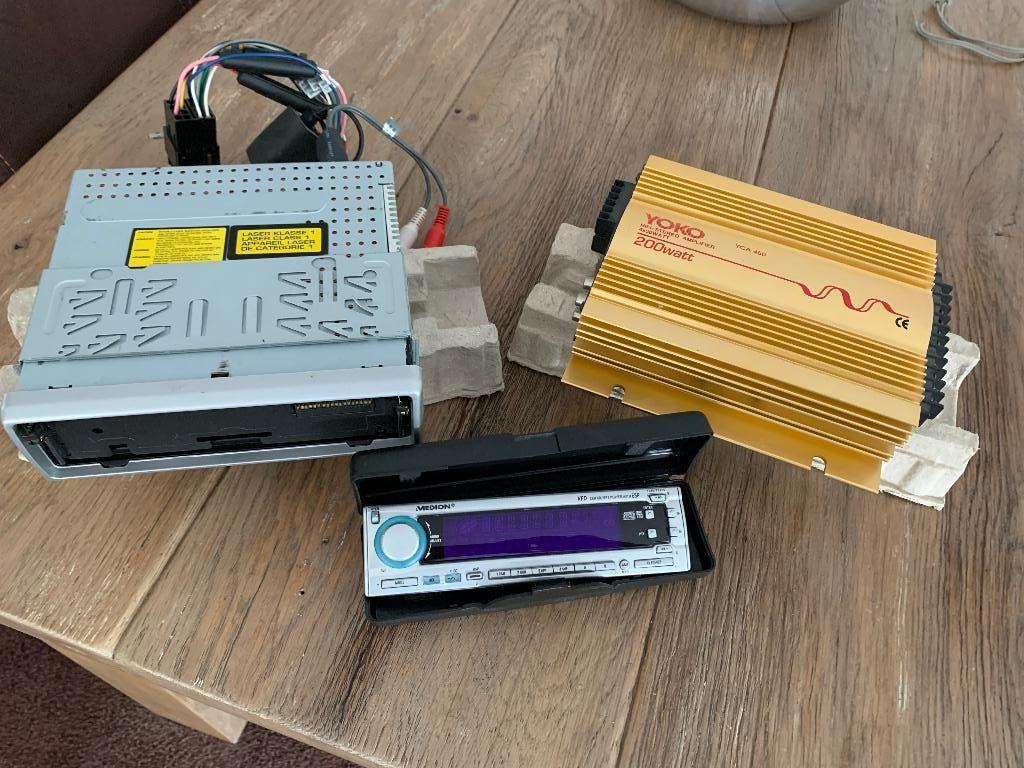 Medion Cd/mp3 speler +200 watt Yoko versterker, Ophalen, Zo goed als nieuw