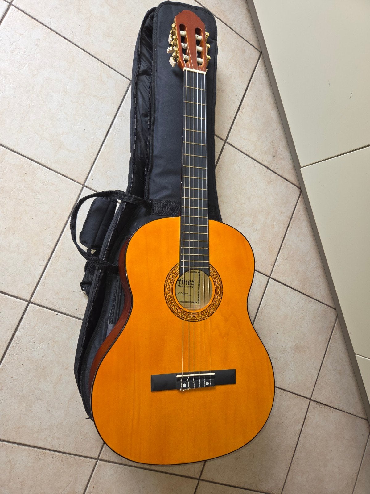 Spaanse gitaar Martinez, als nieuw, nylon snaren +goede hoes, Ophalen of Verzenden, Zo goed als nieuw, Klassieke of Spaanse gitaar