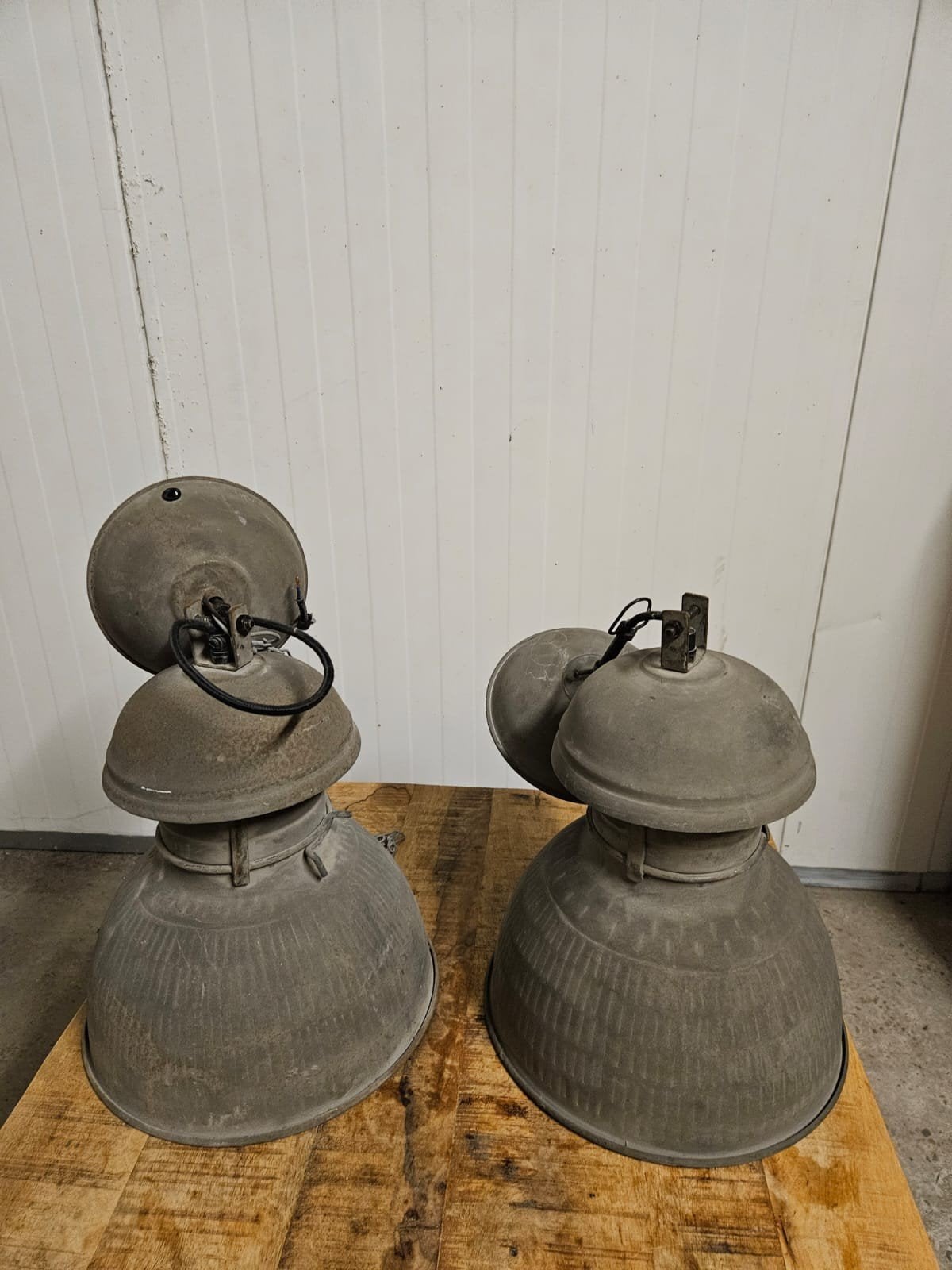2 hanglampen, Huis en Inrichting, Woonaccessoires | Etagères, Ophalen, Zo goed als nieuw