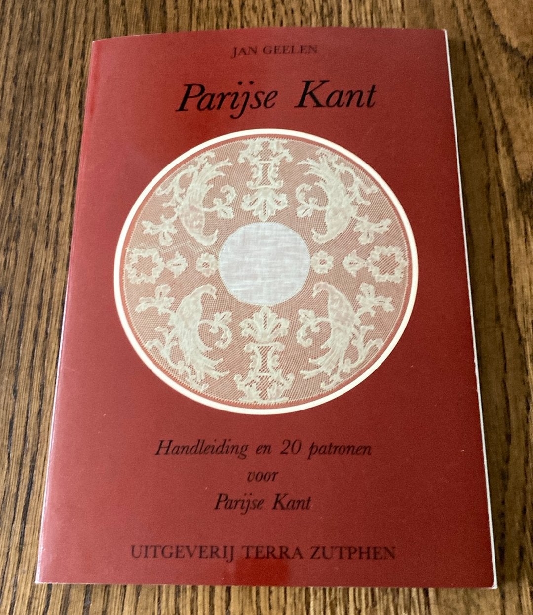 Parijse kant, Verzenden, Zo goed als nieuw, Boek of Tijdschrift