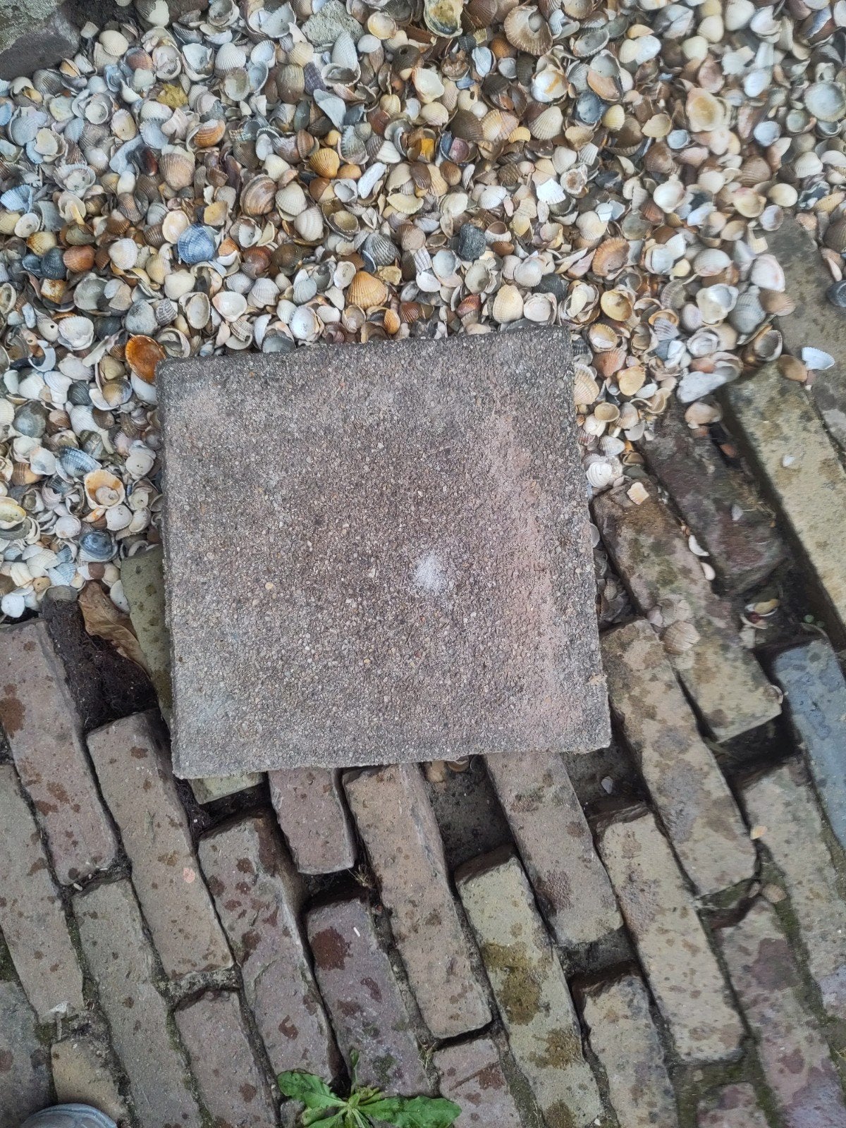 Betonnen vlondertegels 30x30 cm - nog 35 stuks, Gebruikt, Beton, Terrastegels, 5 tot 10 m²