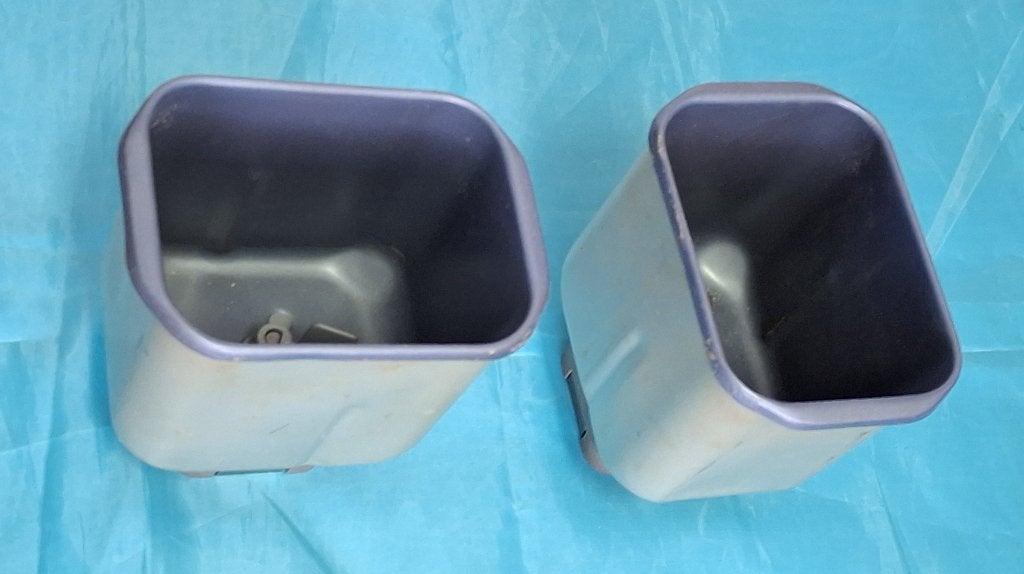 2 broodmachine-bakvormen met roerhaken, 14x10x18cm v Bifinet, Ophalen of Verzenden, Metaal, Grijs, Overige merken