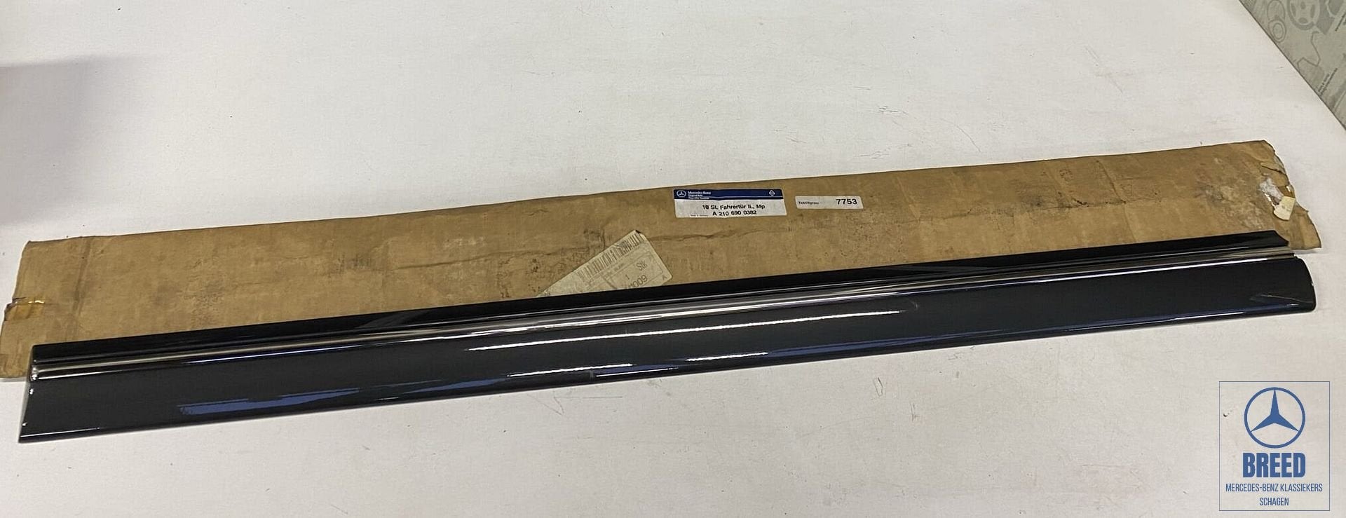 NOS sierlijst bestuurdersdeur Mercedes-Benz W210 E-Klasse, Auto-onderdelen, -, Nieuw, Ophalen of Verzenden, -