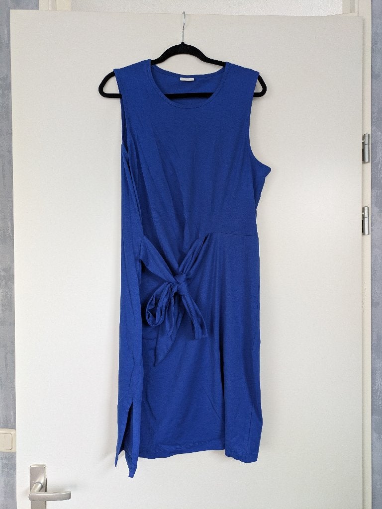 Blauwe jurk met strik JDY maat XL, Maat 46/48 (XL) of groter, Zo goed als nieuw, JDY, Onder de knie