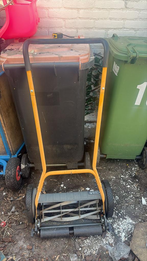Stiga SCM 240 R Handgrasmaaier - Zo goed als nieuw, Tuin en Terras, Grasmaaiers, Ophalen, Handgrasmaaier, Zo goed als nieuw, 40 t/m 49 cm