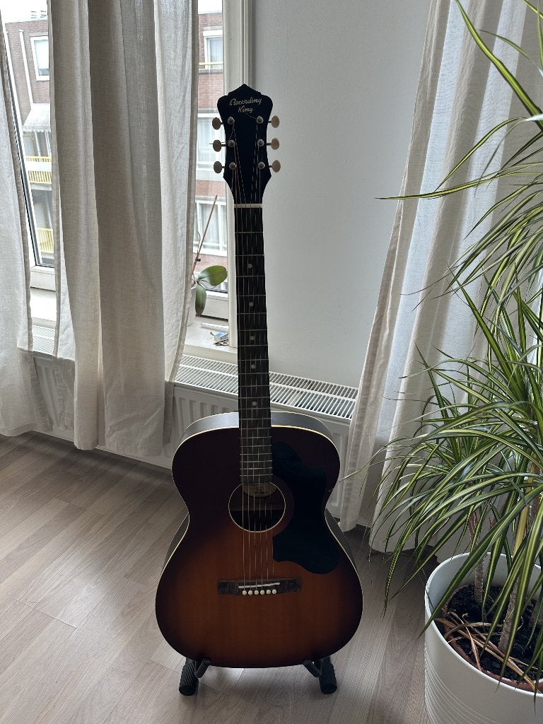 Recording King Acoustic Guitar, Muziek en Instrumenten, Ophalen, Zo goed als nieuw, Overige typen, Met koffer