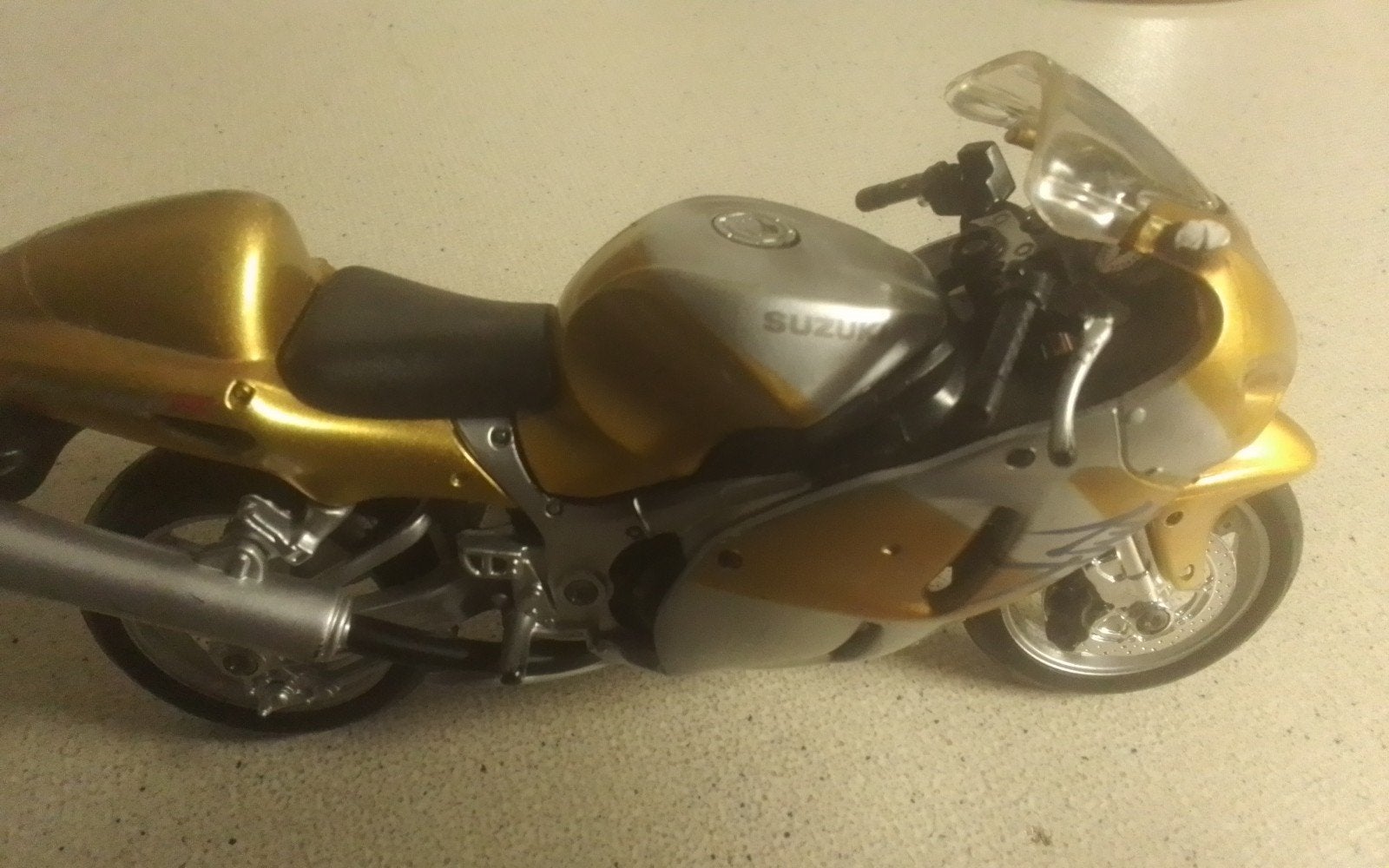 Suzuki Hayabusa modelmotor - Goud/Zilver, Overige merken, Gebruikt, 1:32 tot 1:50, Overige typen