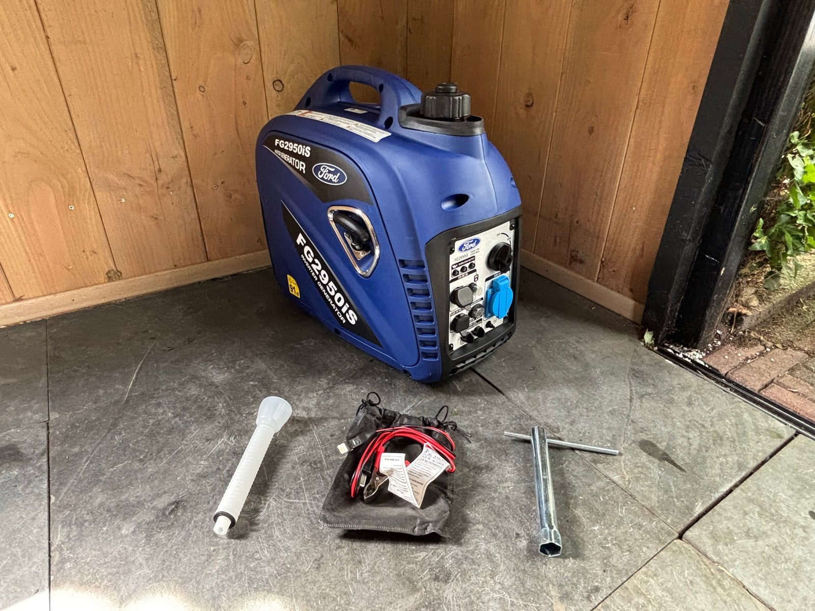 Ford FG2950iS Inverter Generator - Nieuw in doos!, Benzine, Nieuw, Ophalen of Verzenden, Geluidgedempt