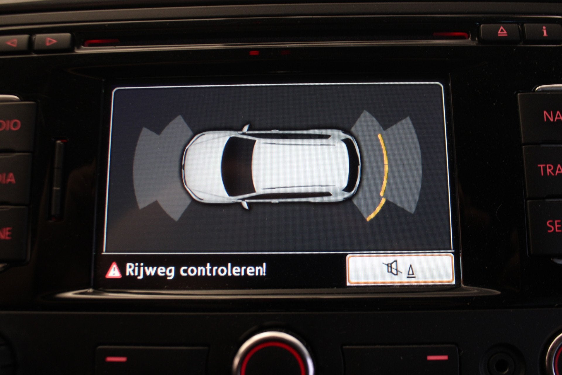Volkswagen Tiguan 1.4 TSI Sport&Style (bj 2013), Auto's, Voorwielaandrijving, Euro 5, 15 km/l, Zwart