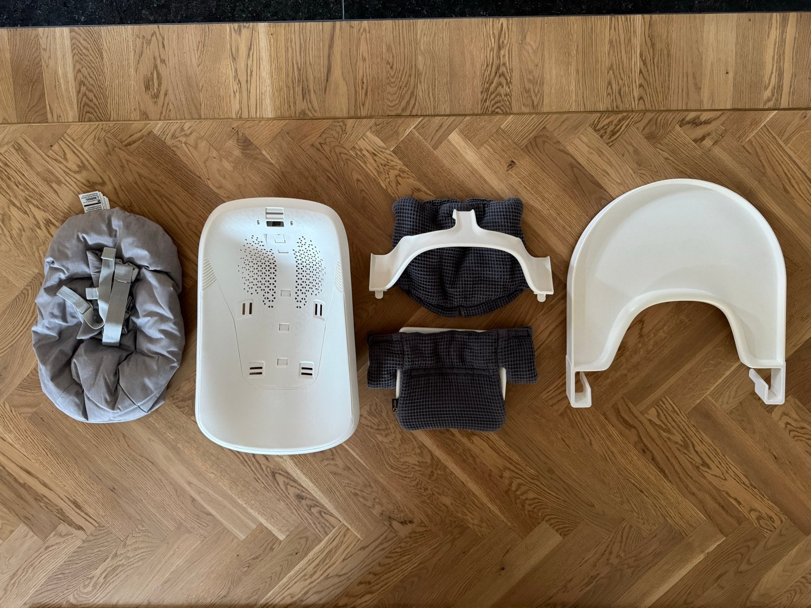 Ukje Stokke Tripp Trapp Newborn Set met hoes en eetblad, Ophalen, Zo goed als nieuw, Meegroeistoel, Afneembaar eetblad