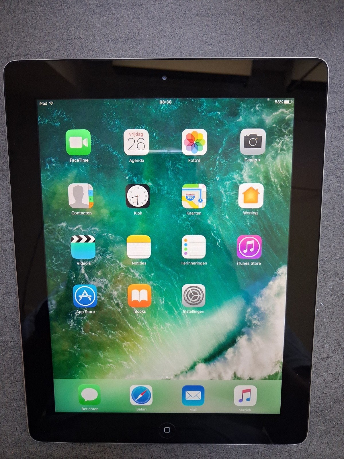 Apple iPad Air 16GB Wi-Fi - in nette staat, Computers en Software, Apple iPads, 10 inch, Apple iPad Air, Ophalen of Verzenden