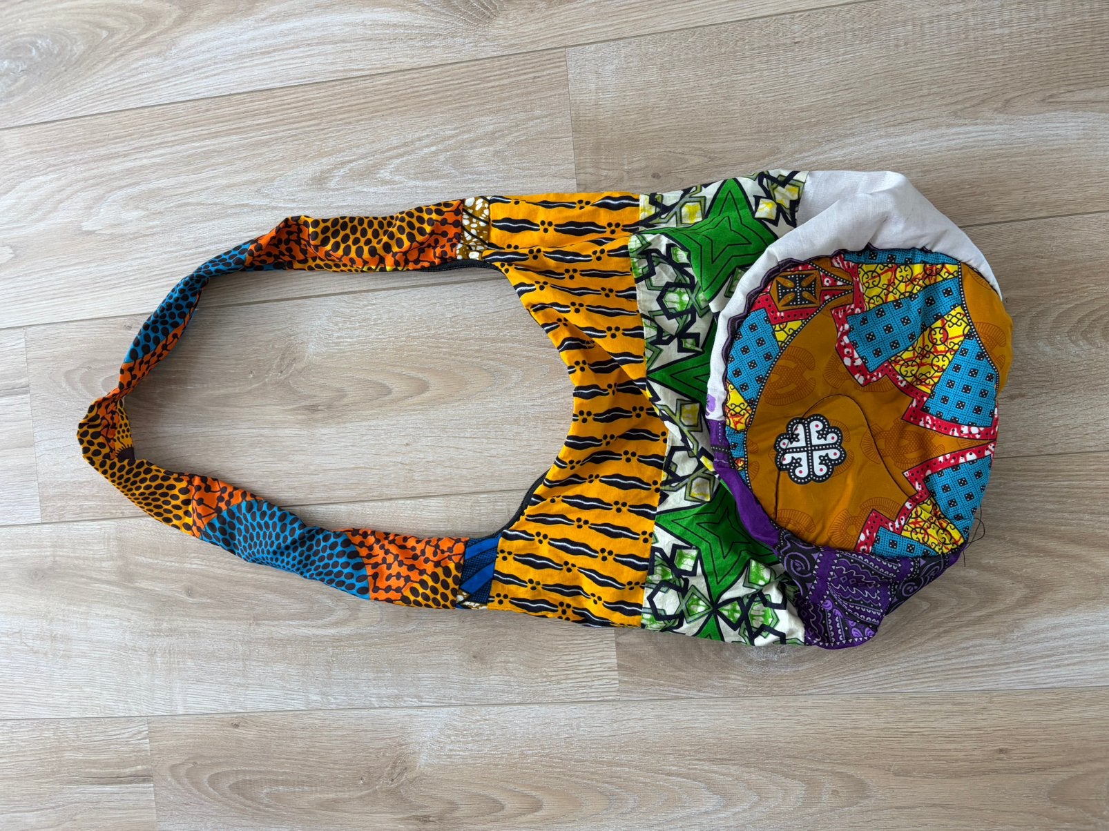 Prachtige Afrikaanse schoudertas (Ghana), Ophalen of Verzenden, Zo goed als nieuw, Blauw