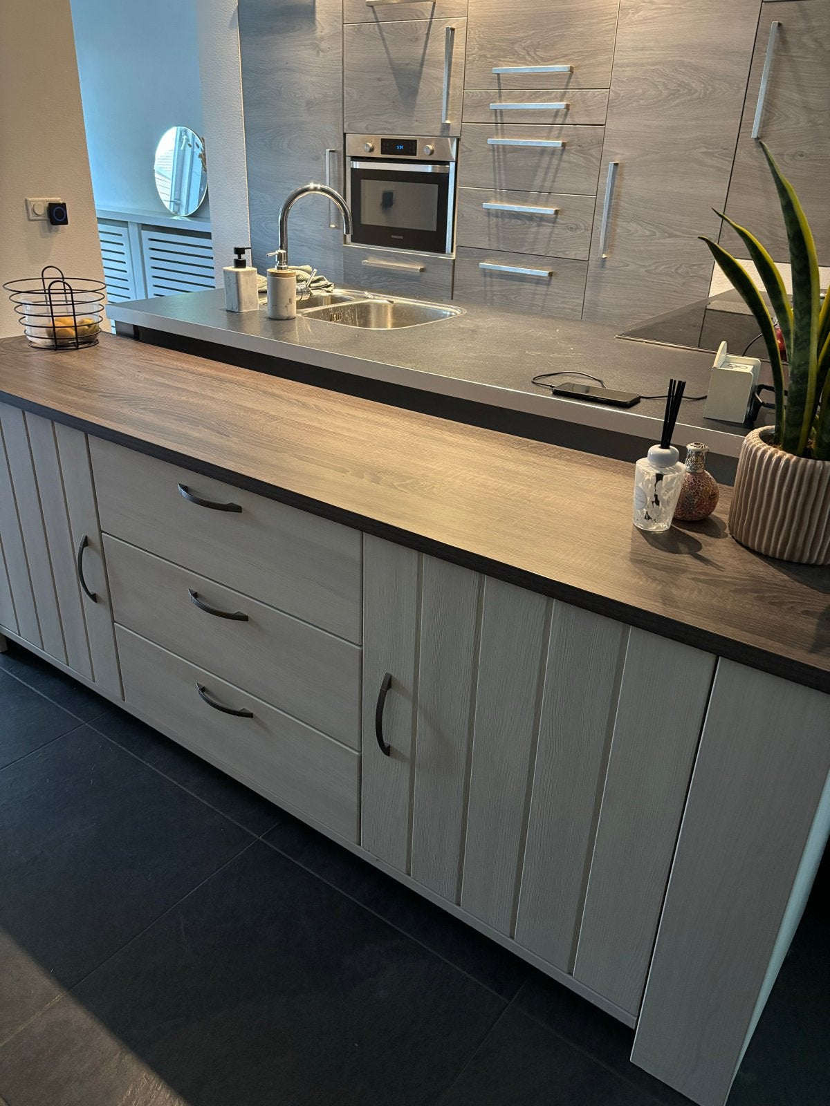 Dressoir, Ophalen, Gebruikt, 200 cm of meer, Met lade(s)