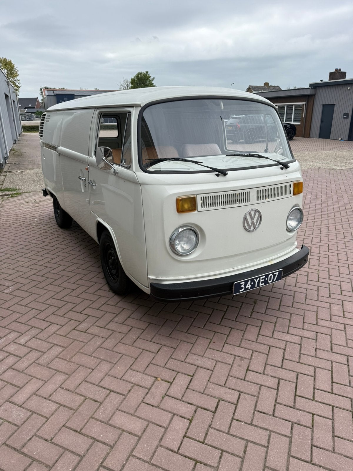 Volkswagen T2 panelvan 1977 | 2 schuifdeuren | project, Auto's, Volkswagen, Wit, 1121 kg, Particulier