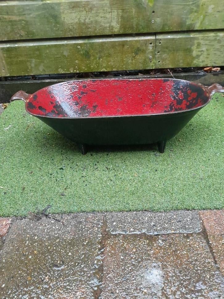 Mooie gebruikte  oude stalen kolenbak., Tuin en Terras, Bloembakken en Plantenbakken, Ophalen of Verzenden, Gebruikt, Metaal, Minder dan 30 cm
