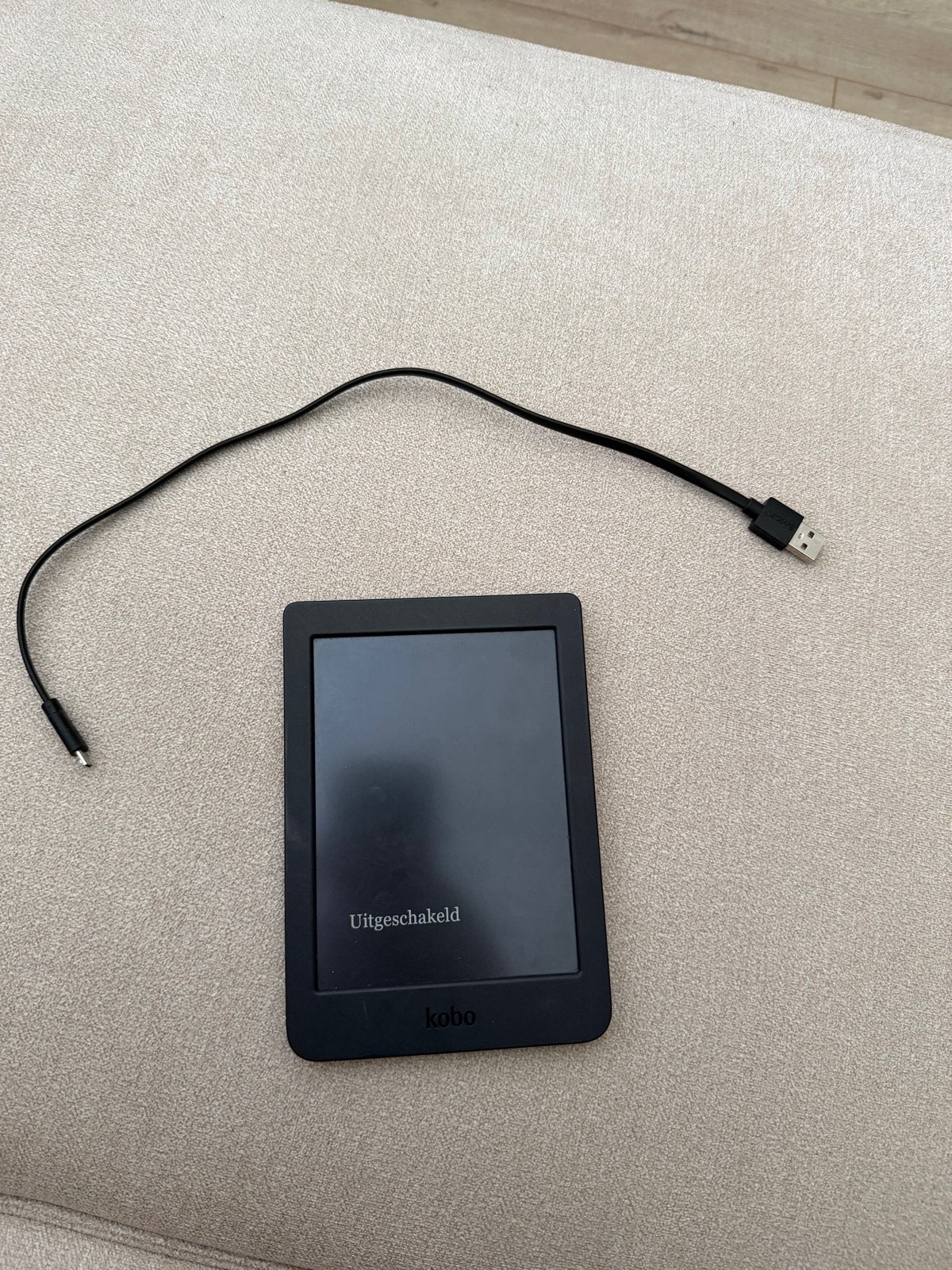 Kobo Nia 6 inch e-reader - prima staat, inclusief lader, Computers en Software, E-readers, Ophalen of Verzenden, Gebruikt, 6 inch of minder