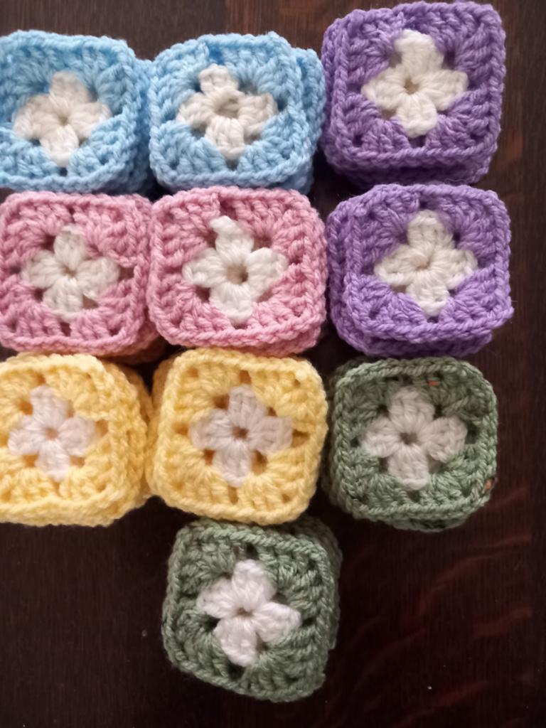 50 granny square lapjes 5,5x5,5 cm, Hobby en Vrije tijd, Breien en Haken, Ophalen of Verzenden, Nieuw, Haken