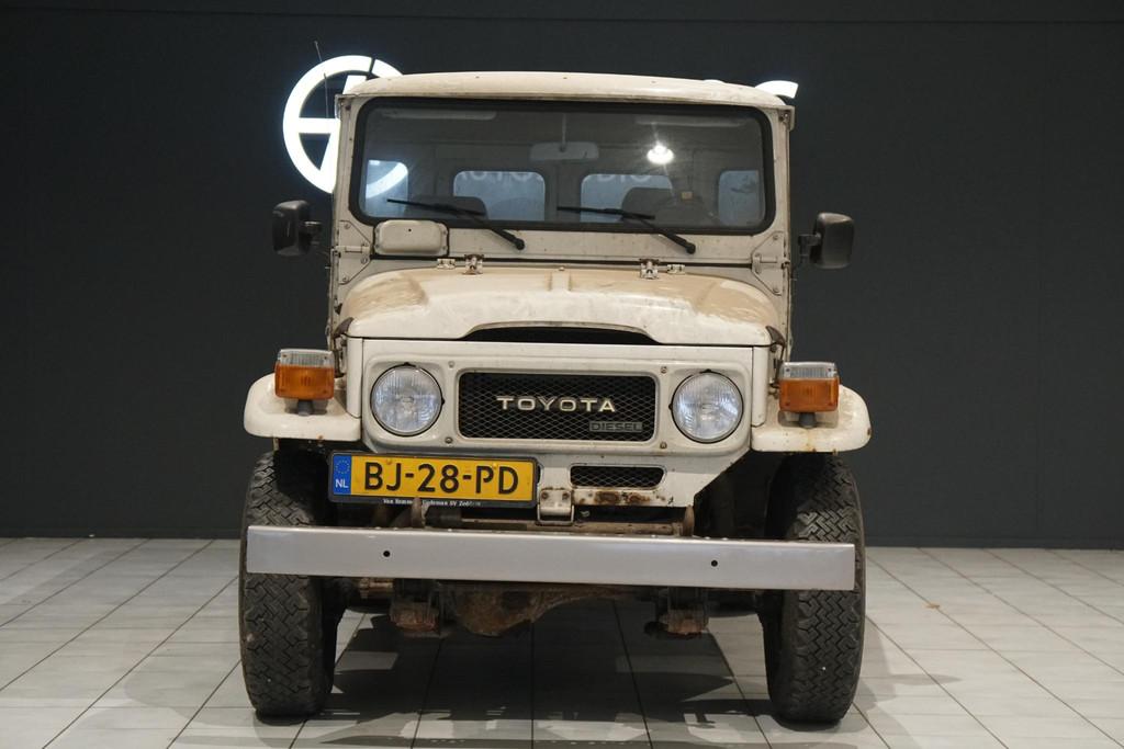 Toyota Landcruiser hardtop d 1984 *BARNFIND* + ORIG. NEDERLA, Auto's, Bestelauto's, 1780 kg, Stof, Gebruikt, 4 cilinders