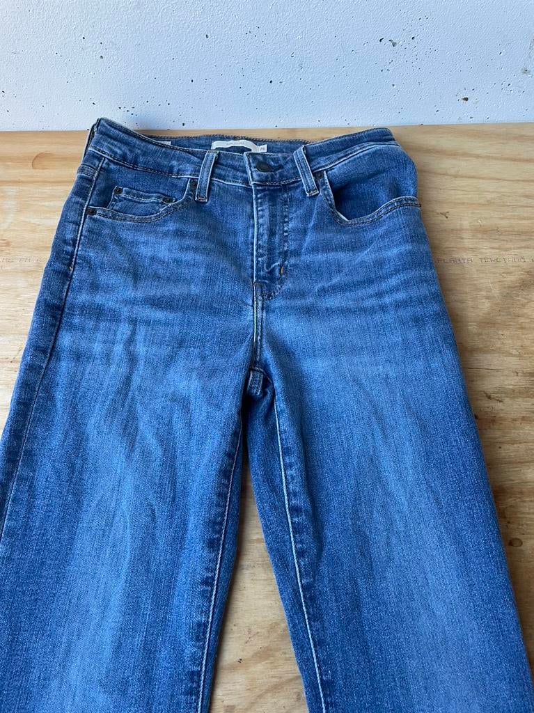 Levi's 726 Flare jeans, Ophalen of Verzenden, Nieuw, Blauw, W27 (confectie 34) of kleiner