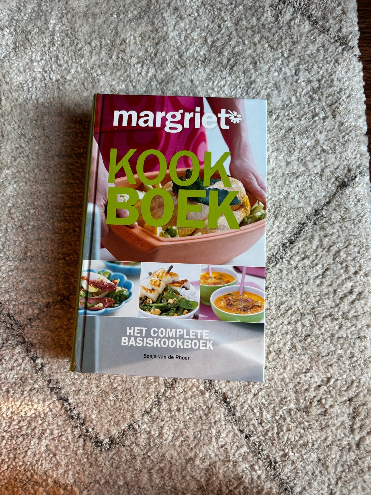 Margriet Kookboek: Het Complete Basiskookboek, Ophalen of Verzenden, Zo goed als nieuw, Overige gebieden, Voorgerechten en Soepen