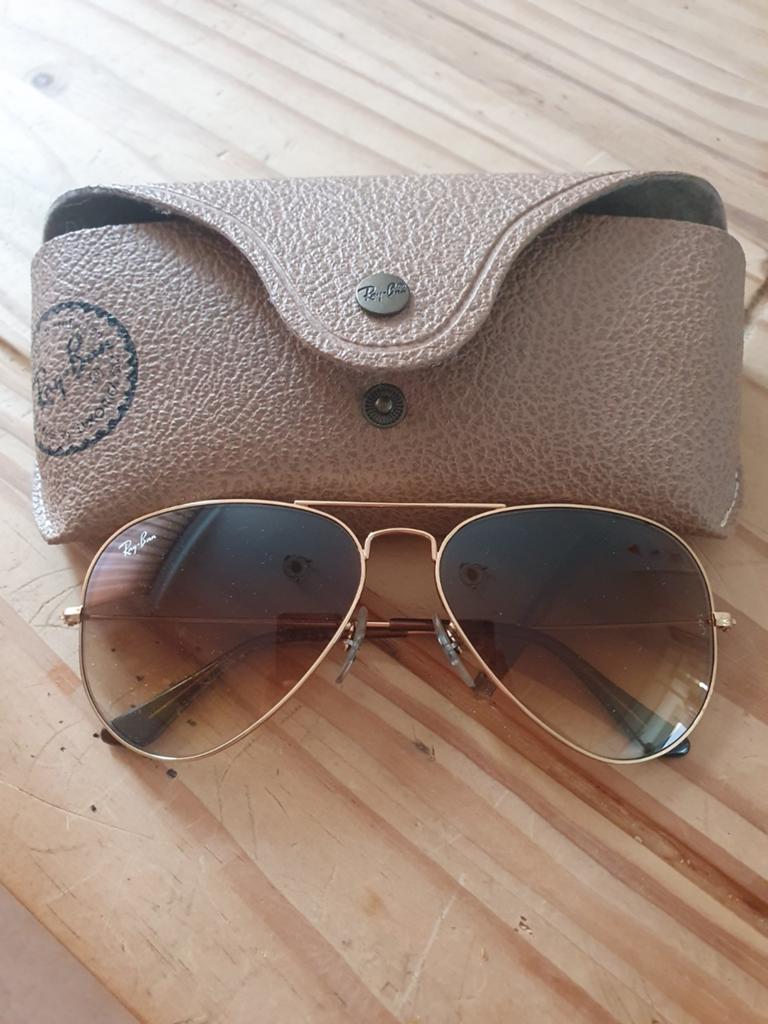Authentieke Ray-Ban zonnebril - Zo goed als nieuw, Zonnebril, Overige kleuren, Ophalen of Verzenden, Zo goed als nieuw