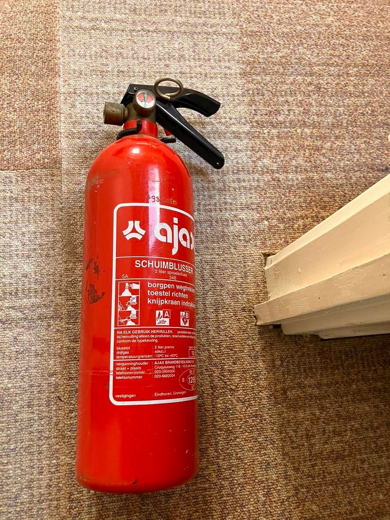 Brandblusser ajax 40cm, Huis en Inrichting, Brandblussers en Brandkasten, Ophalen, Zo goed als nieuw