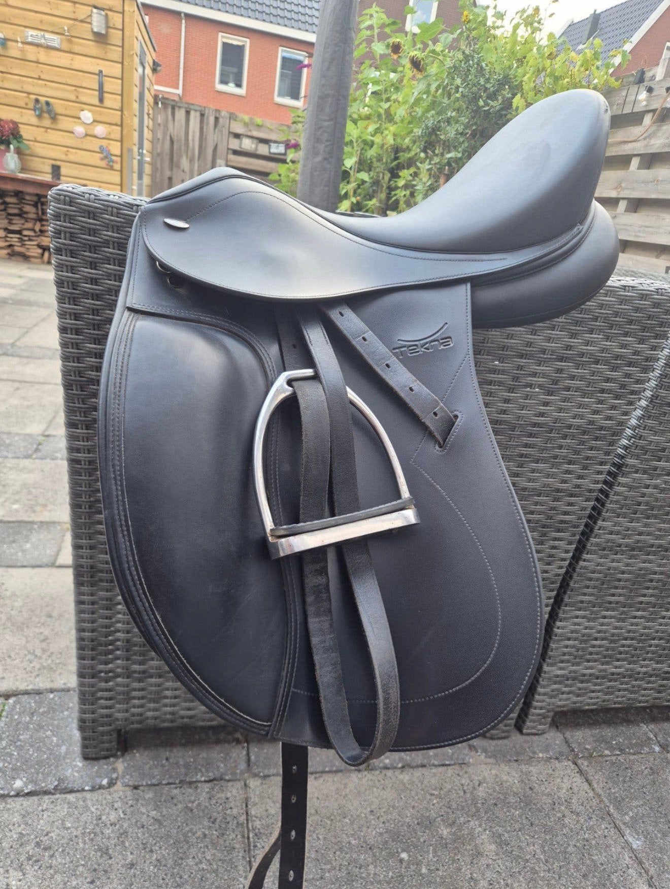 Tenka zadel 18 inch 2 jaar oud helemaal compleet., Dieren en Toebehoren, Ophalen of Verzenden, Zo goed als nieuw, Dressuur
