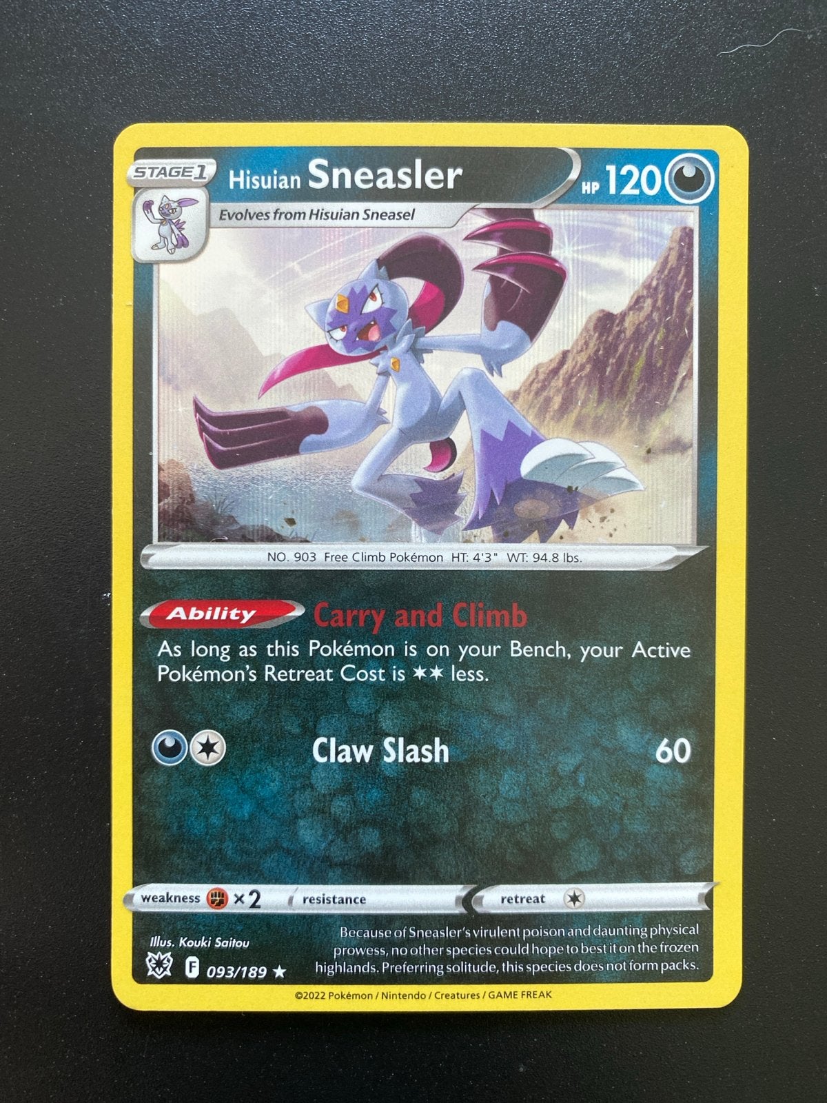 Hisuian Sneasler 093/189 Holo Pokémon Astral Radiance, Ophalen of Verzenden, Zo goed als nieuw, Losse kaart, Foil