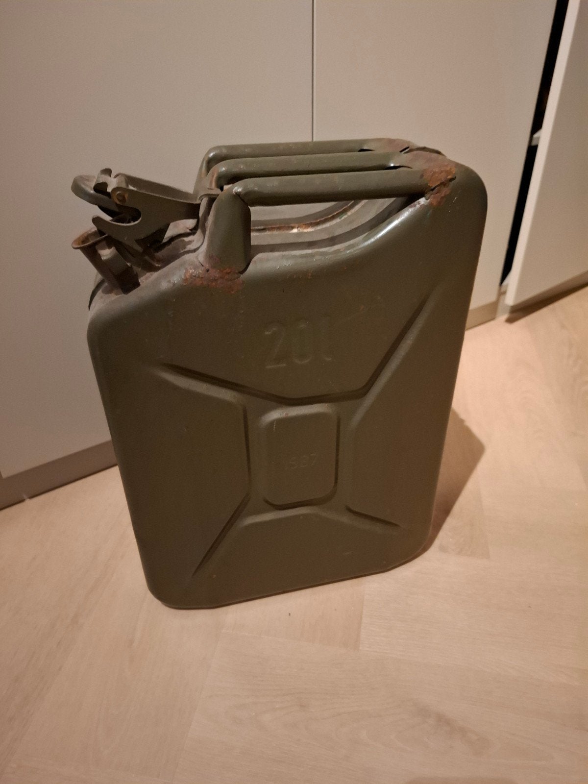 Vintage Jerrycan 20 liter, Ophalen