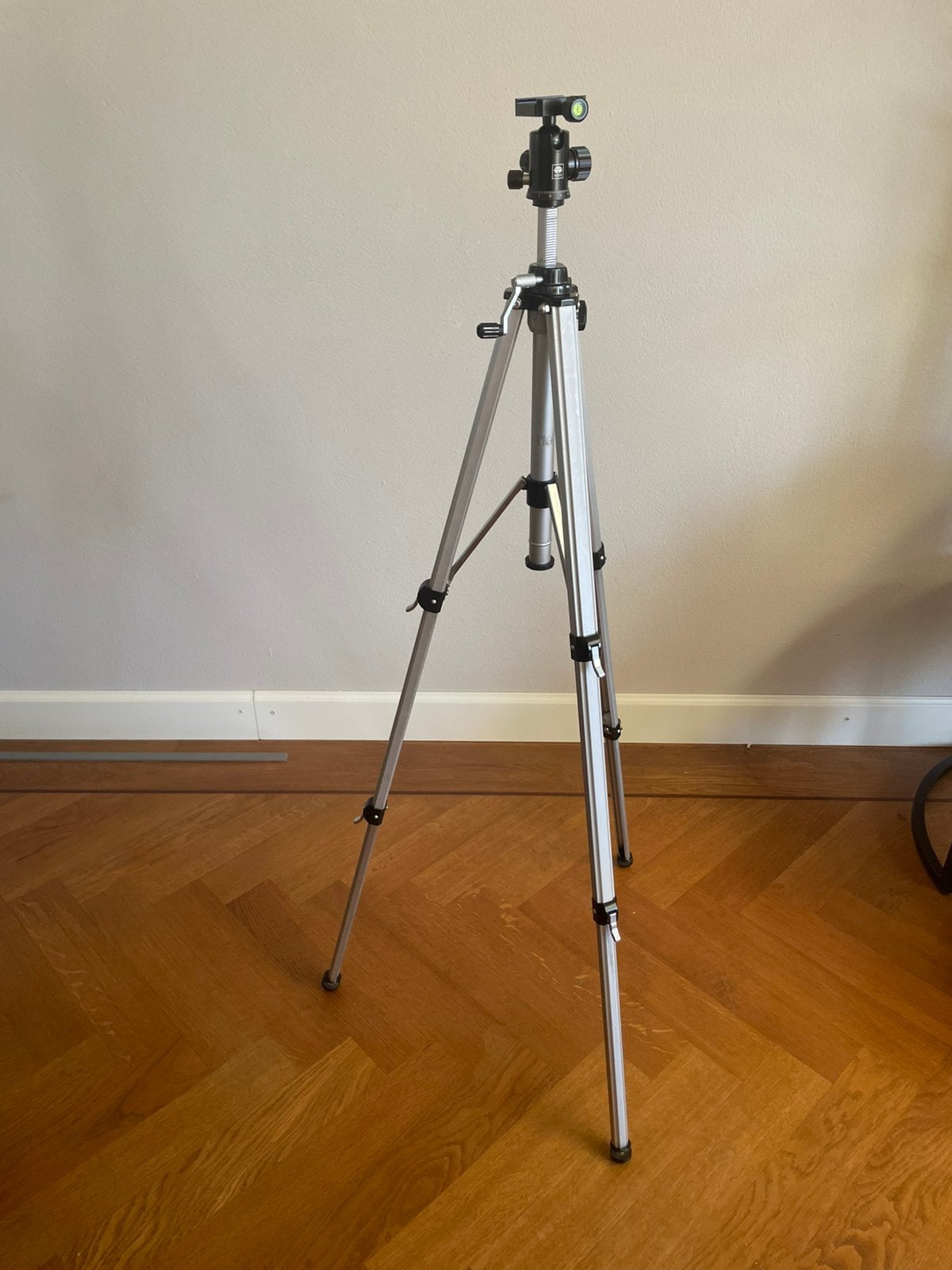 Camerastatief met Sirui balhoofd, Ophalen, Gebruikt, Met waterpas, Driepoot