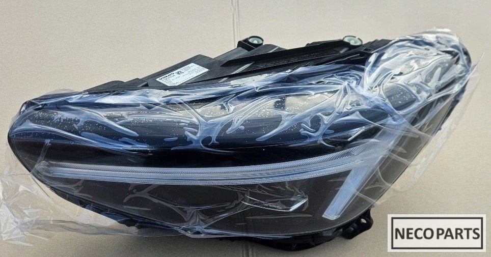VOLVO XC40 XC 40 FACELIFT FULL LED KOPLAMP 31655534, Gebruikt, -, -, Ophalen of Verzenden