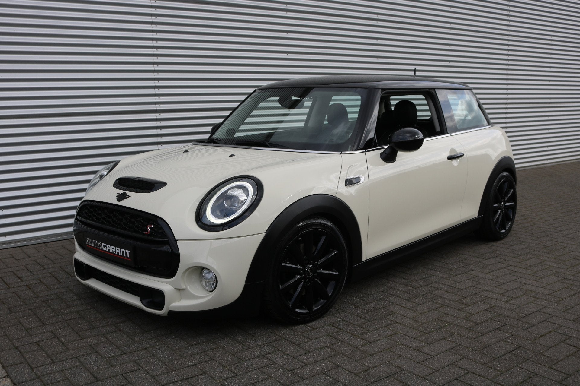 MINI Cooper S Chili JCW Facelift (Sportleder Clima Camera Ha, Auto's, Mini, Gebruikt, Zwart, 4 stoelen, Wit