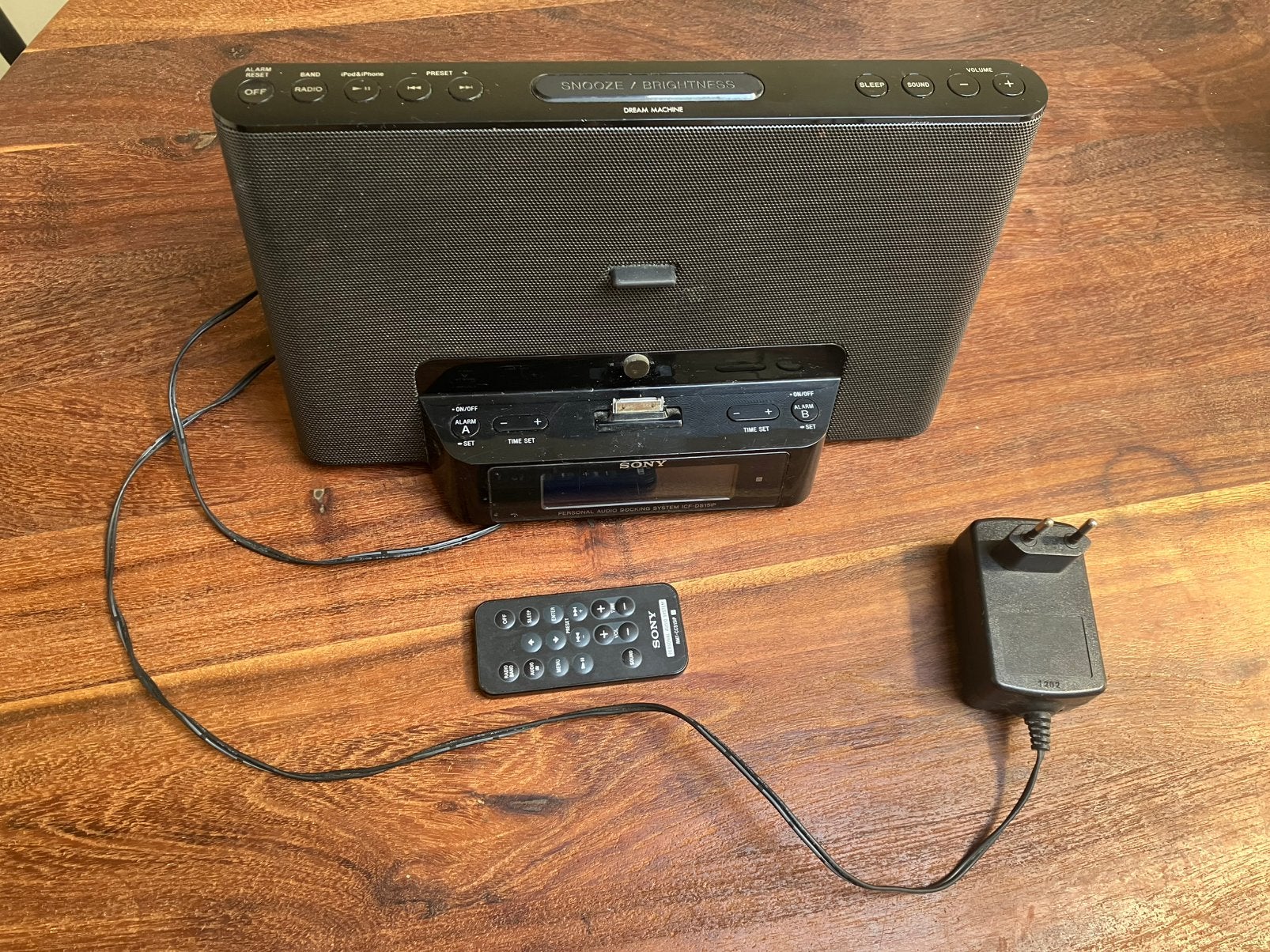 Sony docking station, Ophalen of Verzenden, Gebruikt, Docking station, Telefoon