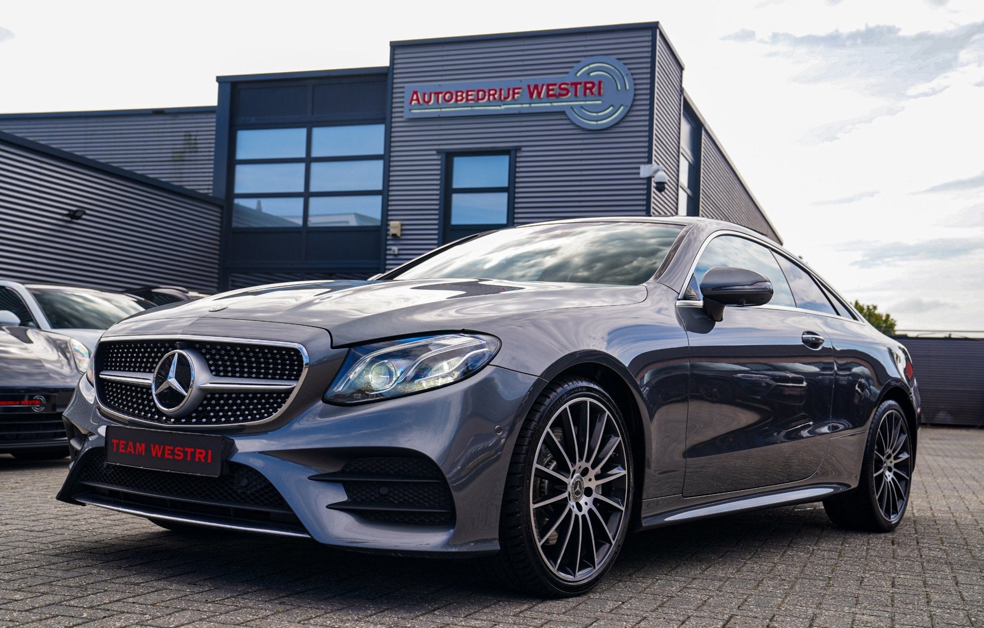 Mercedes-Benz E-klasse Coupé 400 4MATIC Edition 1 | Schuif/, Auto's, Automaat, Dealer onderhouden, 4 stoelen, 2996 cc