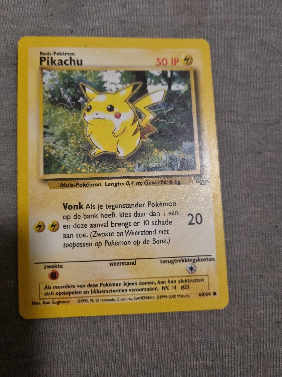 Zeldzame Vintage Pikachu Jungle NL error rode vlekjes, Ophalen, Gebruikt, Losse kaart, Foil