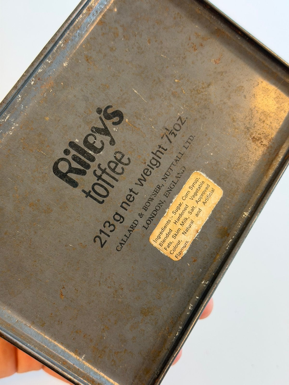 Vintage Riley’s Toffee Blik Reliëf Engeland Jaren 50 1950, Verzamelen, Ophalen of Verzenden, Zo goed als nieuw, Overige