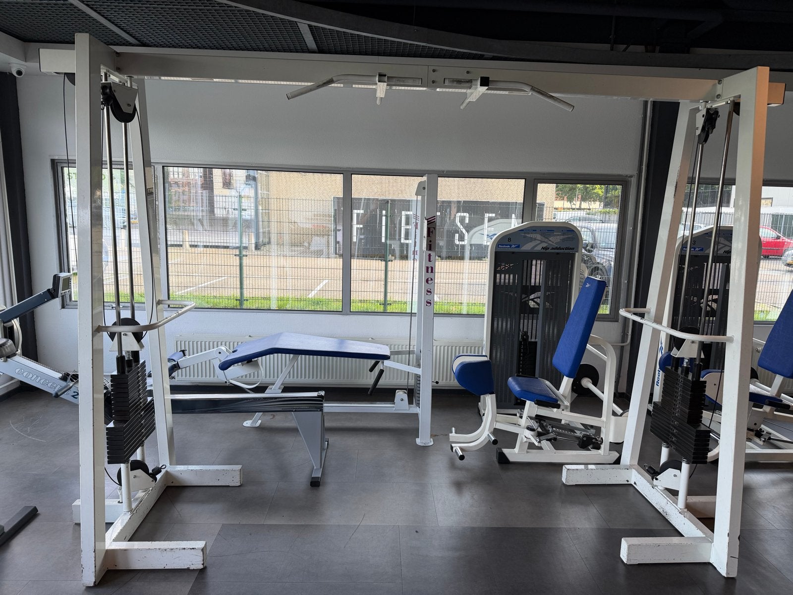 Cable Cross Krachtstation met Hoefijzer Grips, Ophalen, Gebruikt, Krachtstation, Armen