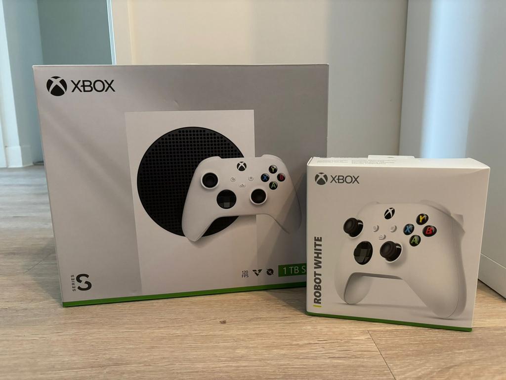 Xbox Series S 1TB SSD 2 Controllers Originele Dozen, Spelcomputers en Games, Spelcomputers | Xbox Series X en S, Verzenden, Nieuw