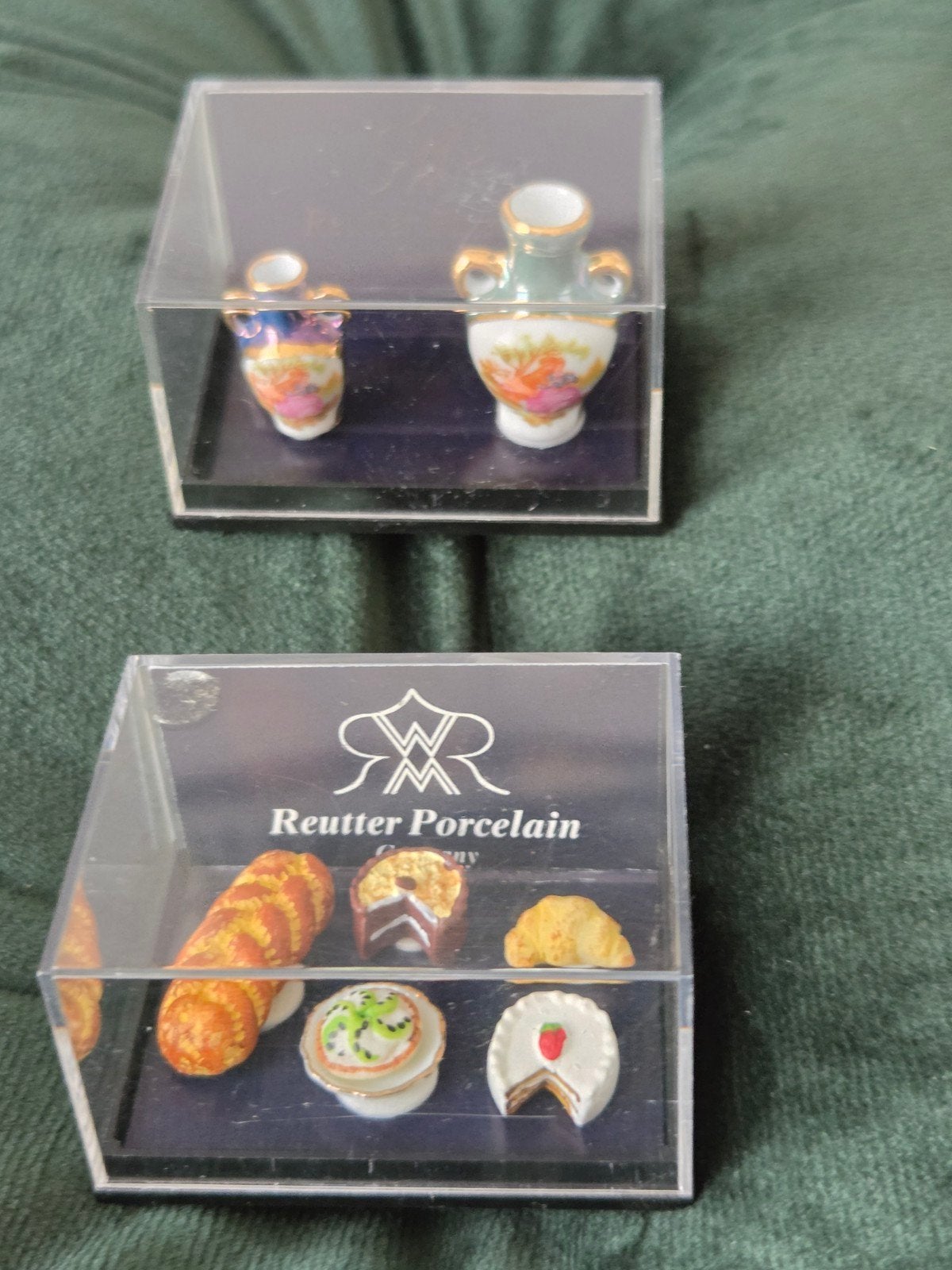Reutter Porzellan Miniaturen: Bakkerset & Vaas, Ophalen of Verzenden, Zo goed als nieuw, Porselein, Overige typen