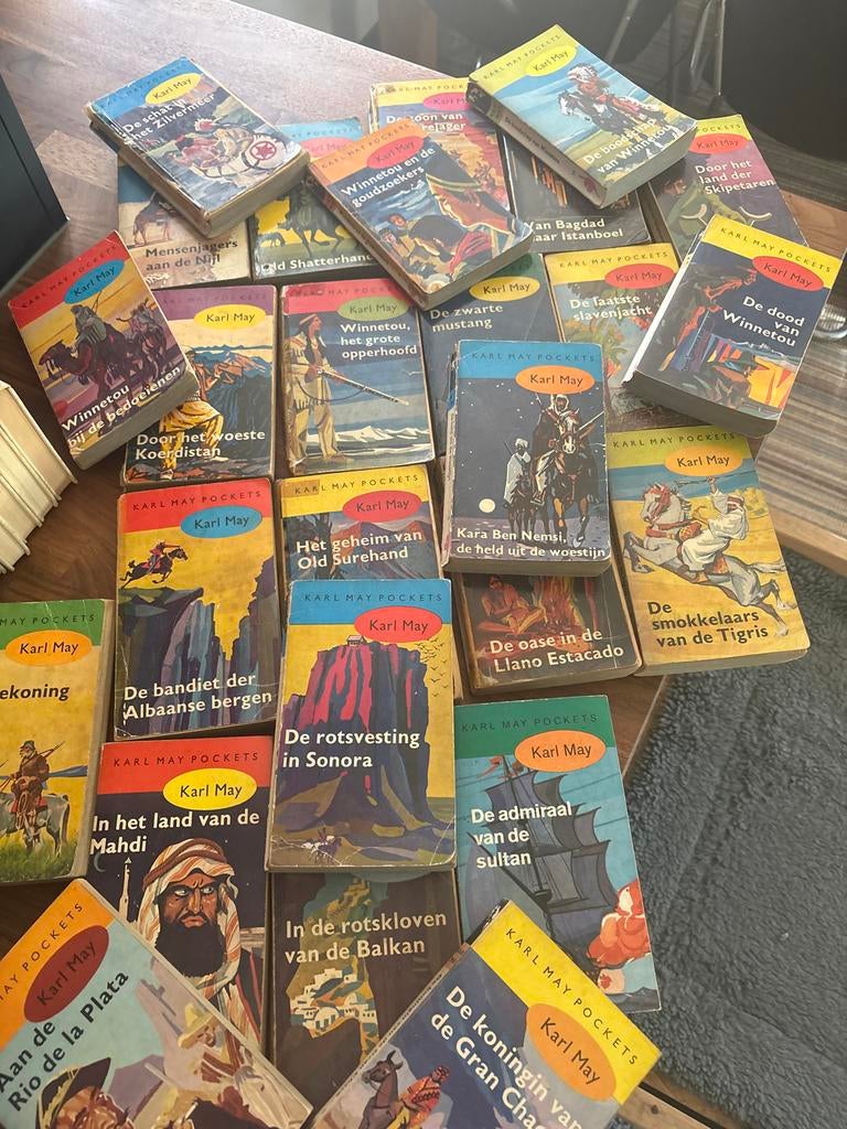 Grote collectie Karl May Pockets - Avontuurlijke boeken, Verzamelen, Ophalen