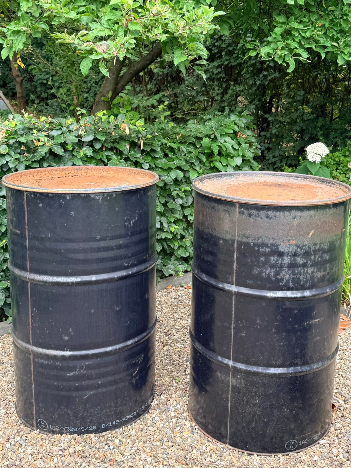 Zwart olievat met deksel en beugel (2 te koop), Ophalen, Gebruikt, Rond, Balkon