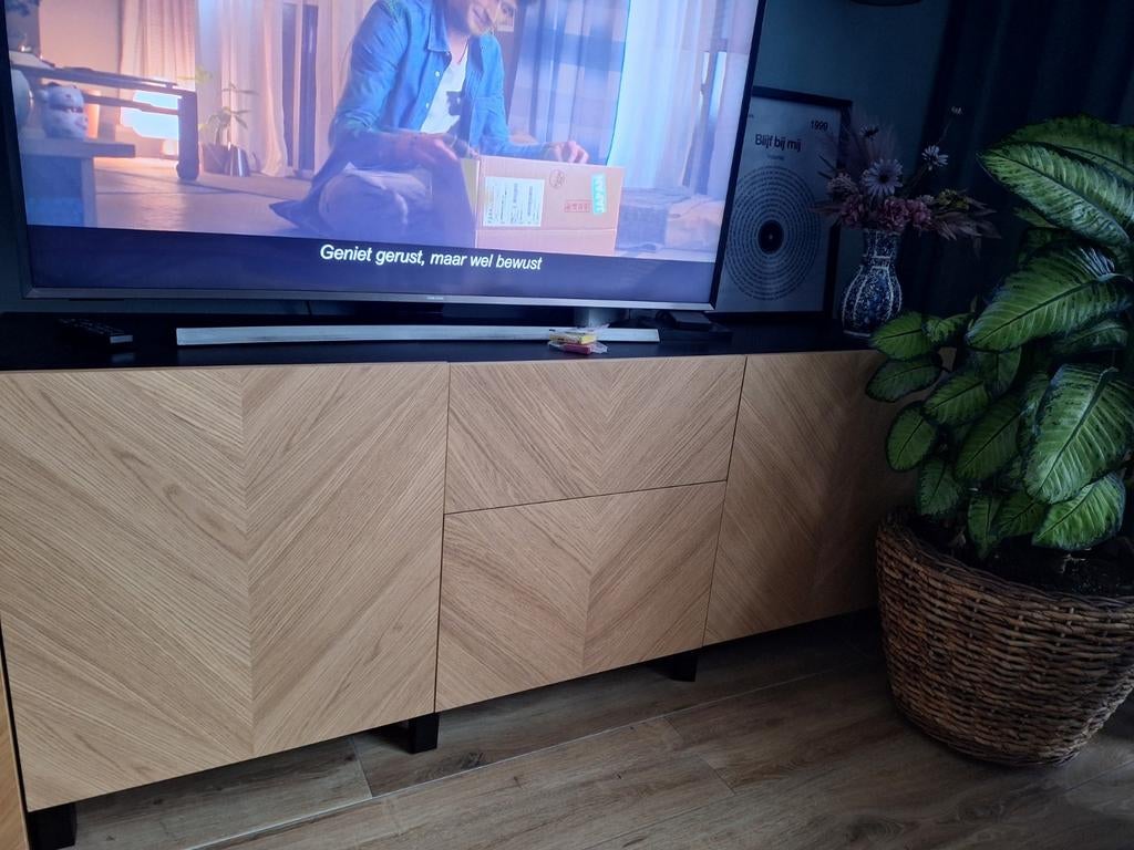 Hedeviken Ikea Besta deurtjes en complete lades, Ophalen, Zo goed als nieuw